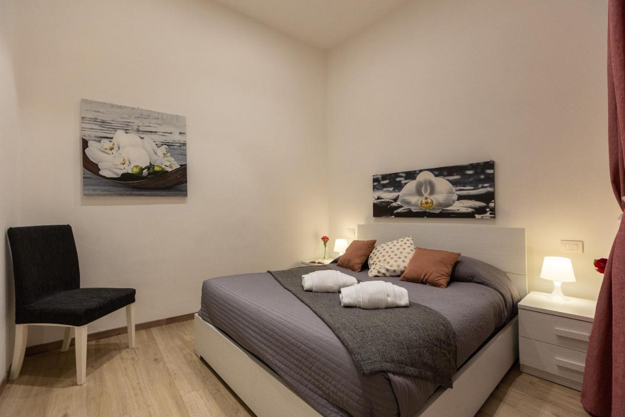Apartment Sant'angelo-rental In Rome
